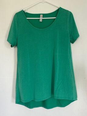 LuLaRoe Classic Tee